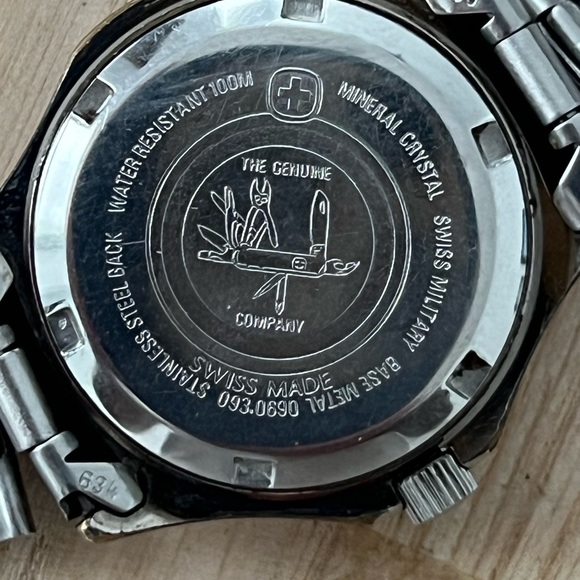 Wenger Ladies Watch Vintage Stainless Bracelet White Dial Date Window - Picture 11 of 16